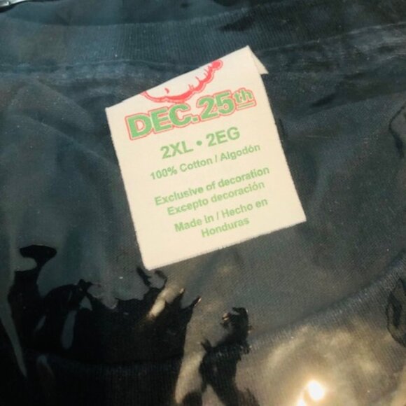 Dec 25th Snowmen Santa Claus Over the Moon T-Shirt, 2XL - Picture 5 of 6